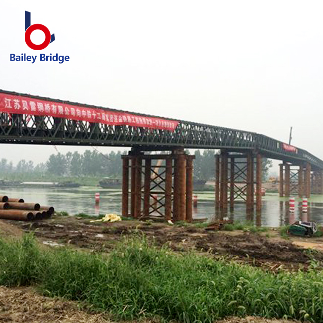 Double-storey steel bailey bridge